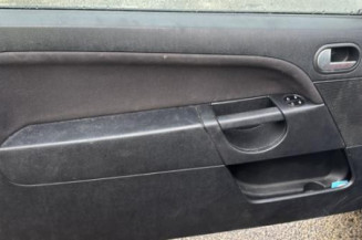 Serrure avant gauche FORD FIESTA 5