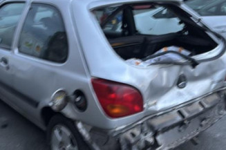 Retroviseur droit FORD FIESTA 4