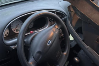 Retroviseur droit FORD FIESTA 4