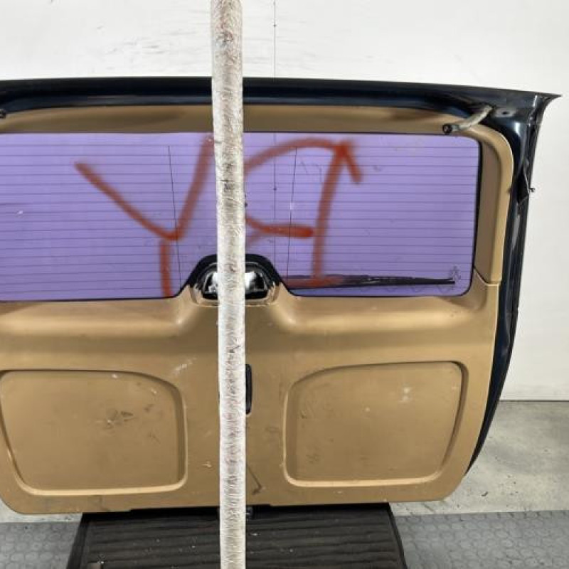 Malle/Hayon arriere MERCEDES CLASSE M 163 Photo n°6