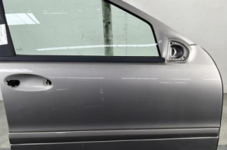 Porte avant droit MERCEDES CLASSE C 203 Photo n°1