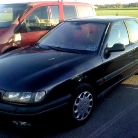 Face avant RENAULT SAFRANE Photo n°1