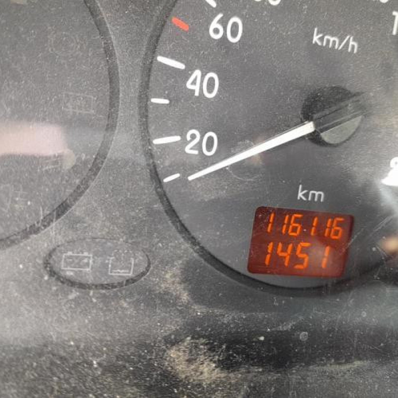 Compteur RENAULT CLIO 2 Photo n°1