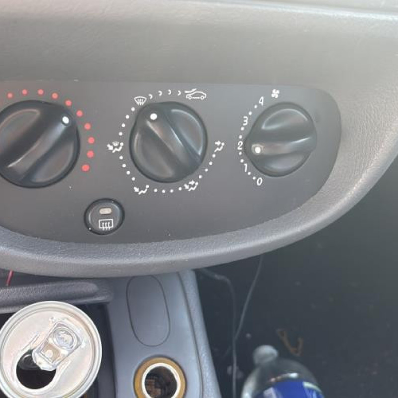 Compteur RENAULT CLIO 2 Photo n°16