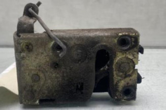 Serrure avant droit CITROEN SAXO