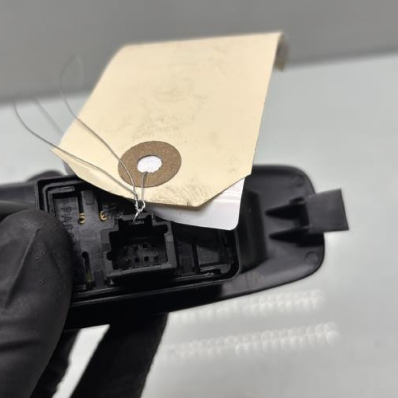 Leve vitre electrique arriere gauche RENAULT MEGANE 4 Photo n°3