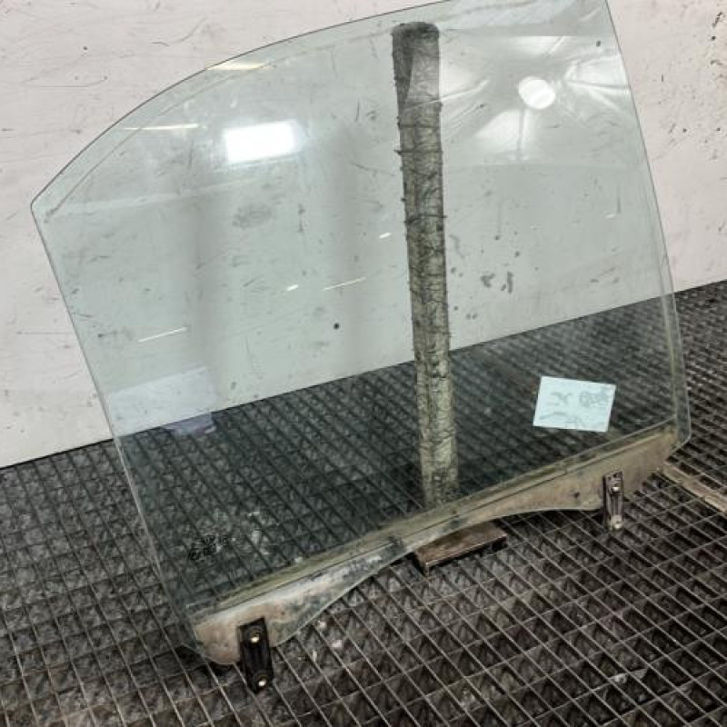 Vitre arriere droit KIA SORENTO 1 Photo n°2