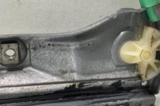 Leve vitre mecanique avant gauche RENAULT CLIO 2