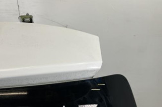 Malle/Hayon arriere PEUGEOT 208 1