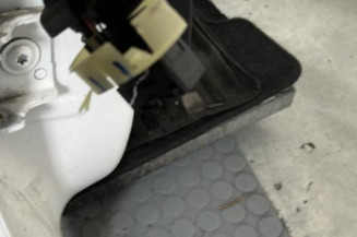 Porte arriere droit PEUGEOT 208 1