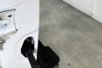 Porte avant droit PEUGEOT 208 1