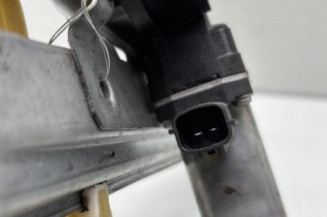 Leve vitre electrique avant droit RENAULT CAPTUR 1