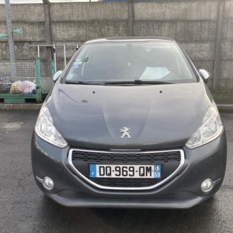 Anti brouillard droit (feux) PEUGEOT 208 1 Photo n°9