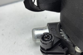 Pretensionneur de ceinture avant gauche VOLKSWAGEN POLO 5