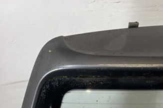 Malle/Hayon arriere VOLKSWAGEN TOURAN 2