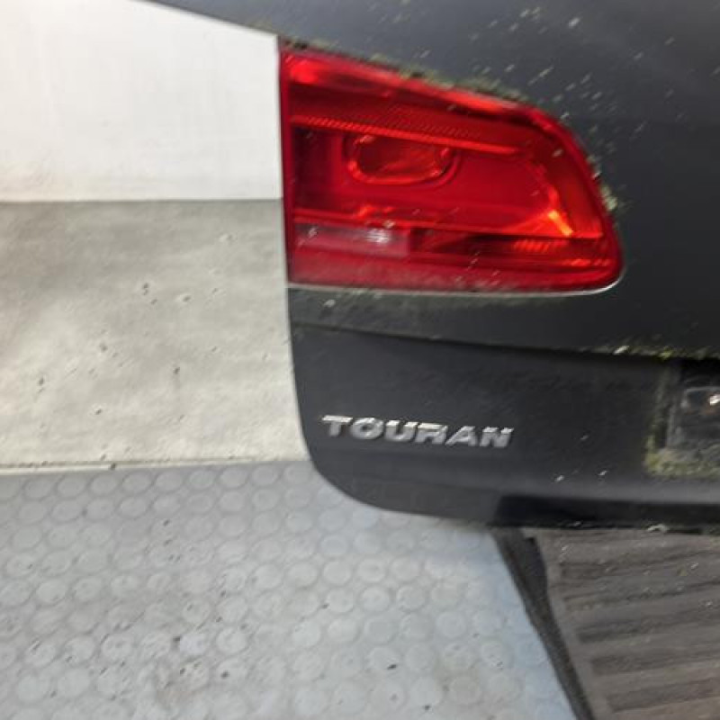 Malle/Hayon arriere VOLKSWAGEN TOURAN 2 Photo n°6