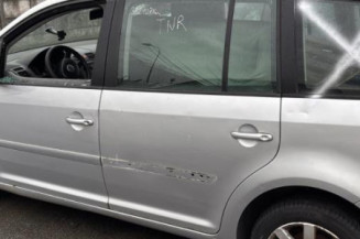 Vitre arriere gauche VOLKSWAGEN TOURAN 1