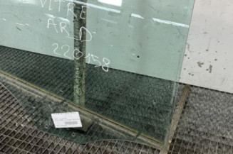 Vitre arriere droit AUDI A4 3