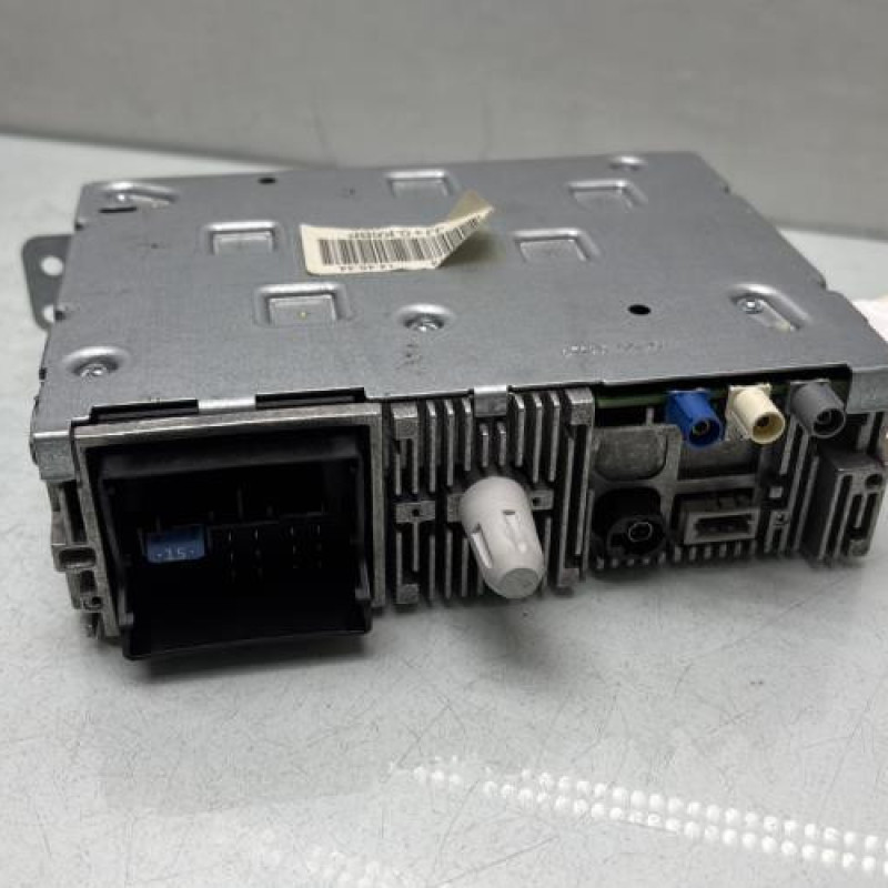 Autoradio d'origine PEUGEOT 208 1 Photo n°2