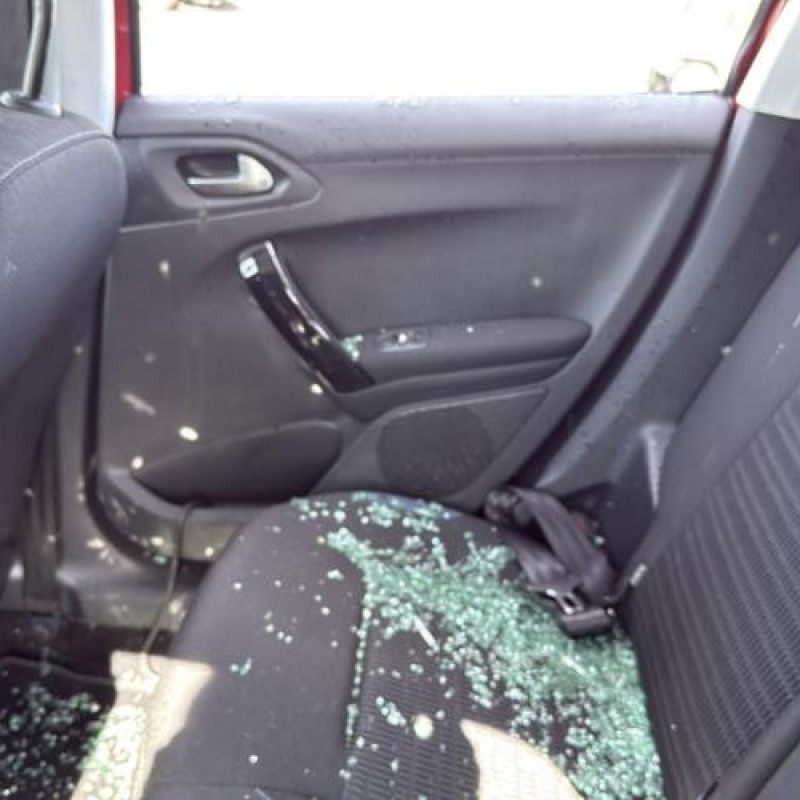 Boitier air bag PEUGEOT 208 1 Photo n°18