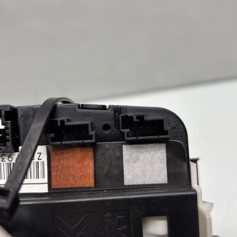 Com (Bloc Contacteur Tournant+Commodo Essuie Glace+Commodo Phare) PEUGEOT 208 1 Photo n°8