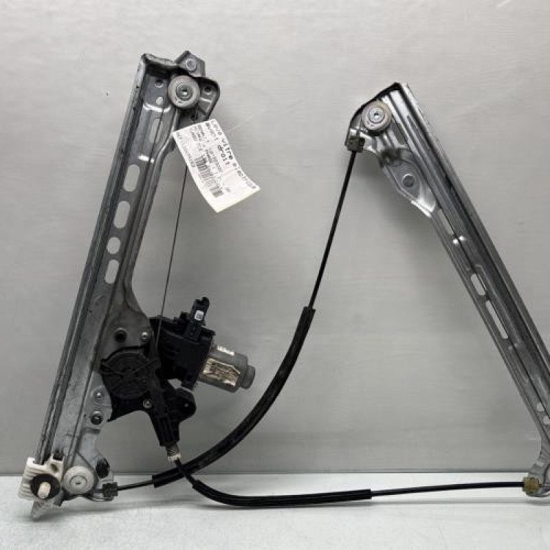 Leve vitre electrique avant droit RENAULT MEGANE 4 Photo n°1