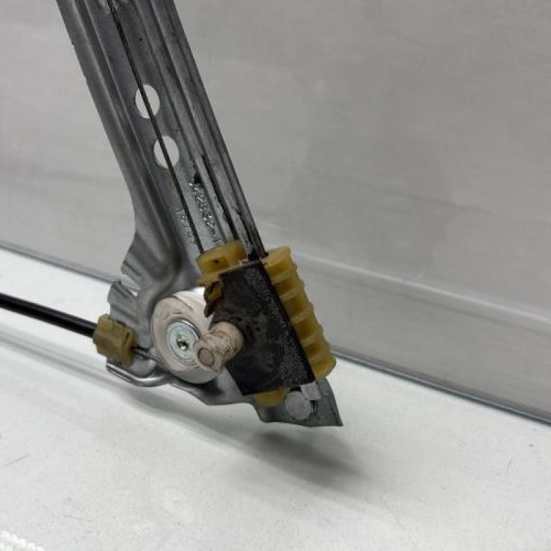 Leve vitre electrique avant droit RENAULT MEGANE 4 Photo n°2