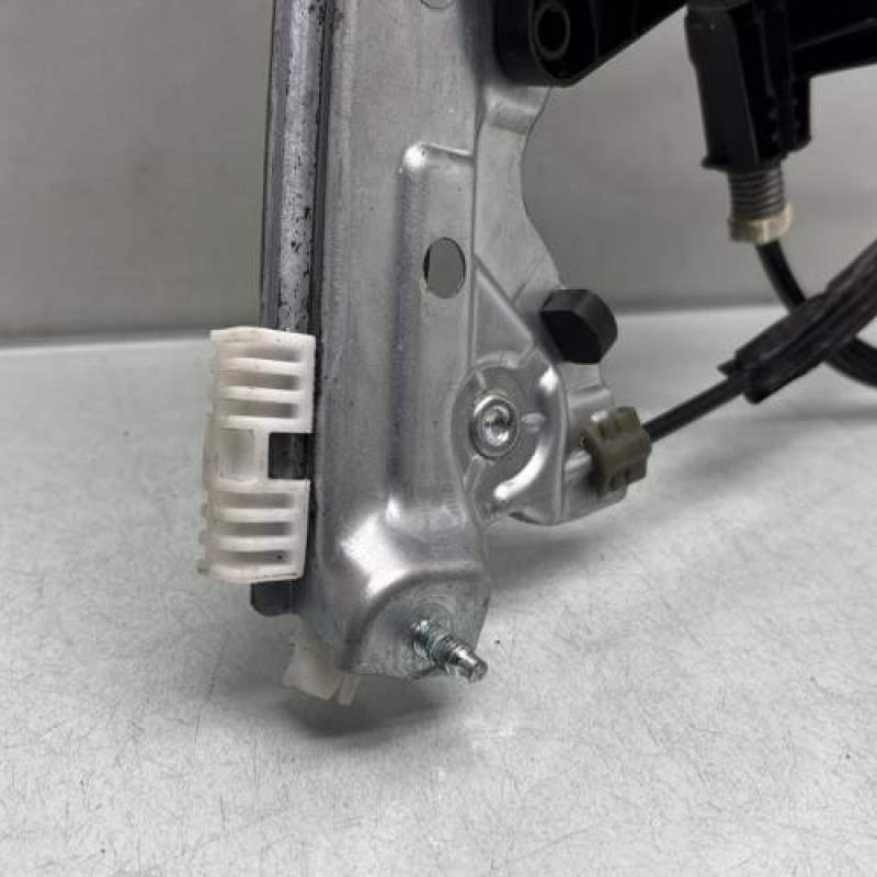 Leve vitre electrique avant gauche RENAULT MEGANE 4 Photo n°6