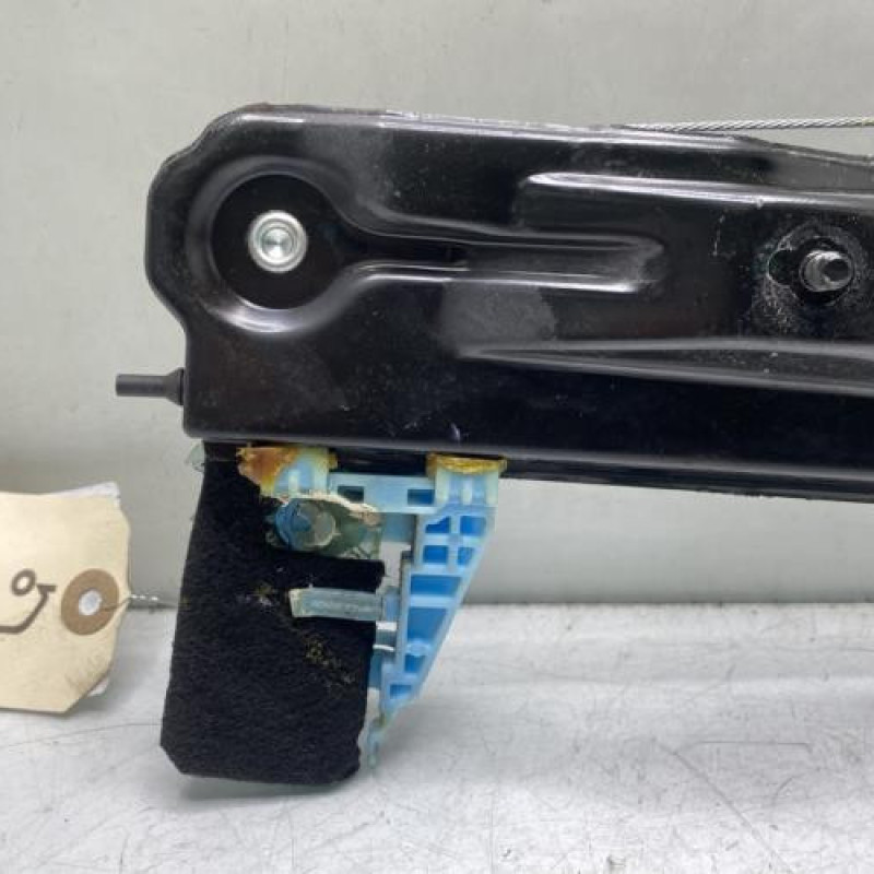 Leve vitre electrique avant gauche FIAT DOBLO 2 Photo n°6