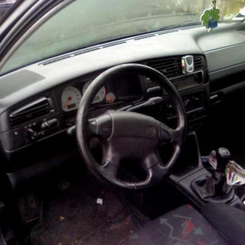 Face avant VOLKSWAGEN GOLF 3 Photo n°5