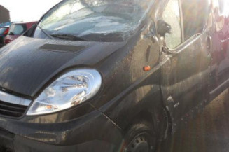 Face avant OPEL VIVARO 1
