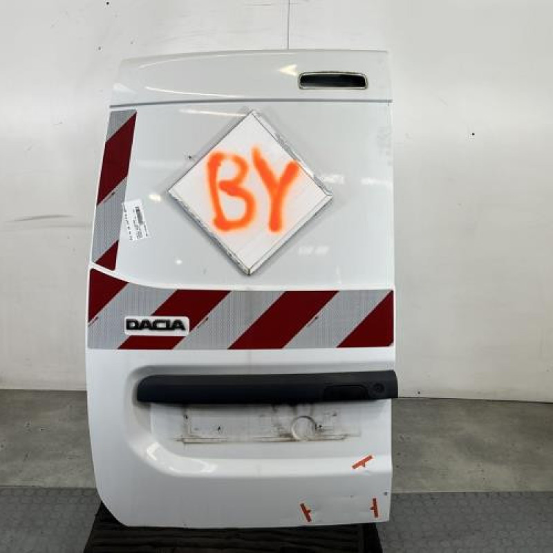 Porte de coffre gauche DACIA DOKKER Photo n°1