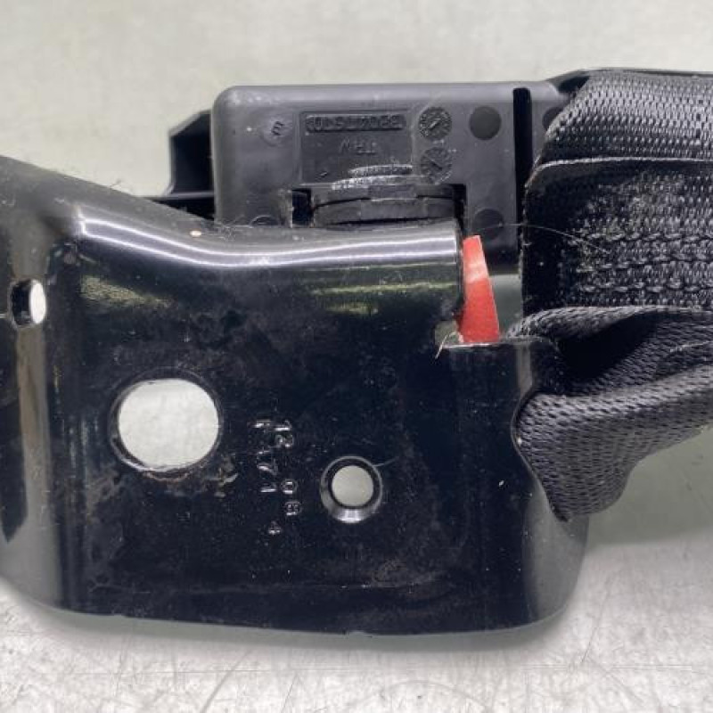 Attache ceinture arriere gauche RENAULT CLIO 3 Photo n°3