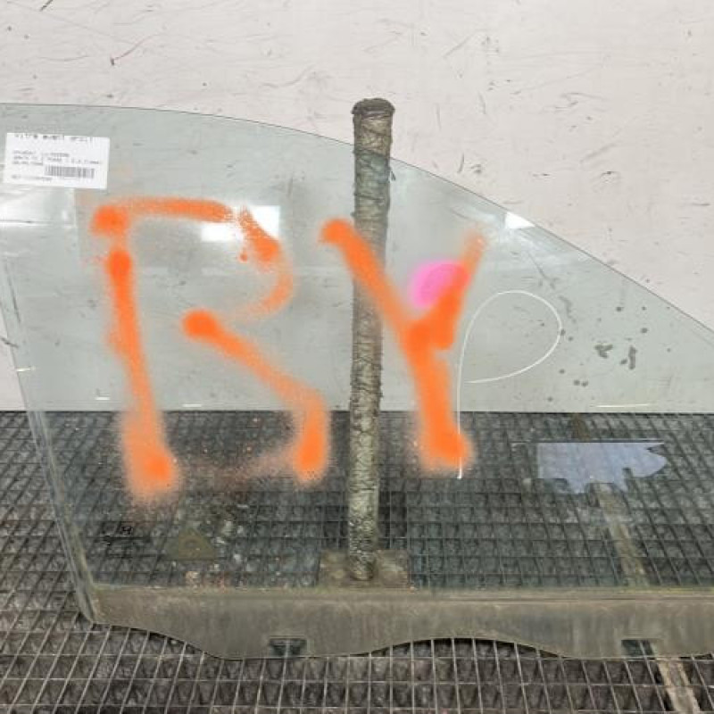 Vitre avant droit HYUNDAI SANTA FE 2 Photo n°1