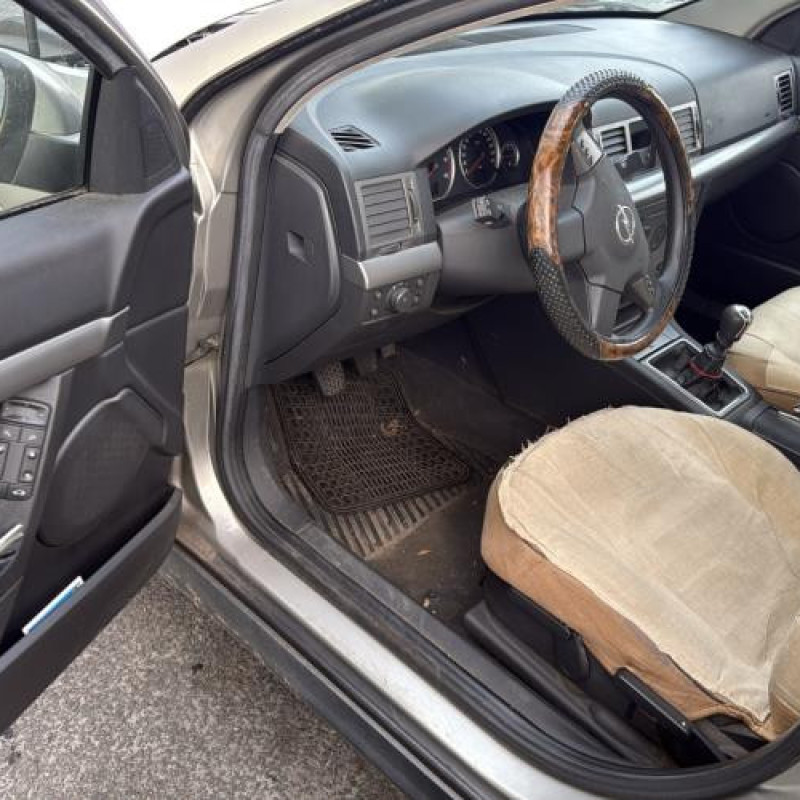 Vitre avant droit OPEL VECTRA C Photo n°15