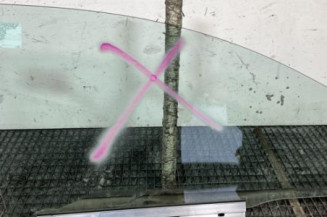 Vitre avant gauche OPEL VECTRA C