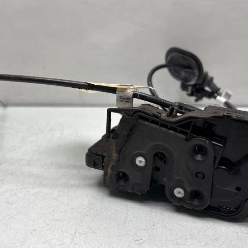 Poignee porte avant droit RENAULT MEGANE 4 Photo n°1