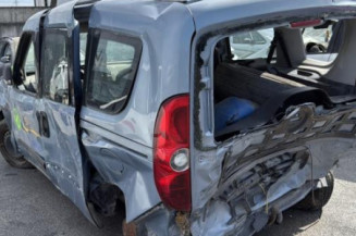 Anti brouillard gauche (feux) FIAT DOBLO 2