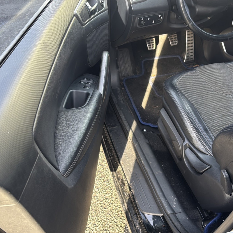 HYUNDAI VELOSTER COUPE 1.6 GDI - 16V Photo n°13