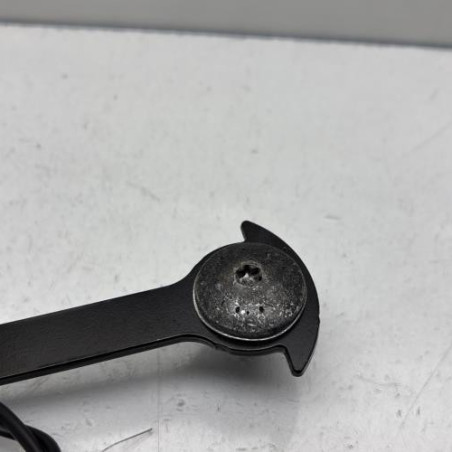 Attache ceinture avant droit RENAULT MEGANE 4