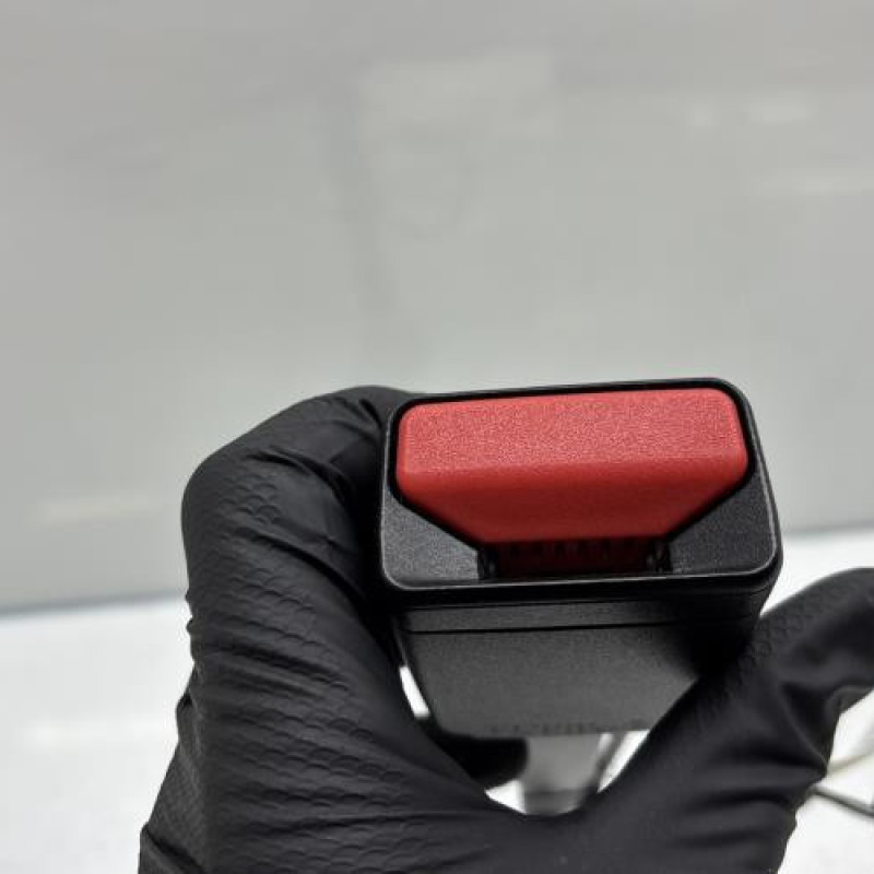 Attache ceinture avant droit RENAULT MEGANE 4 Photo n°5