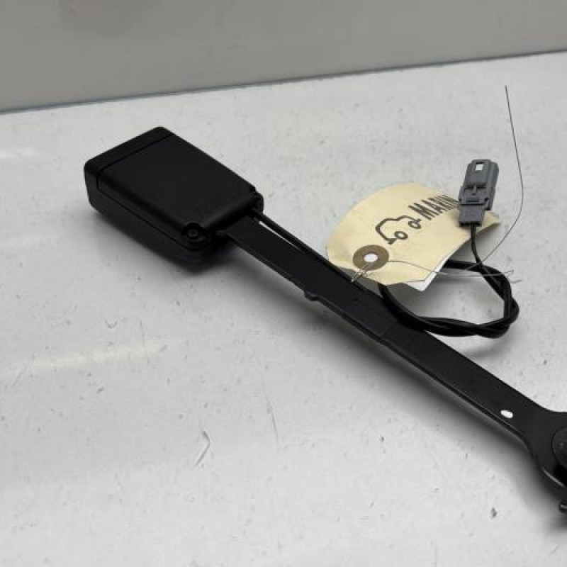 Attache ceinture avant droit RENAULT MEGANE 4 Photo n°7