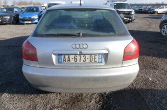 Face avant AUDI A3 1