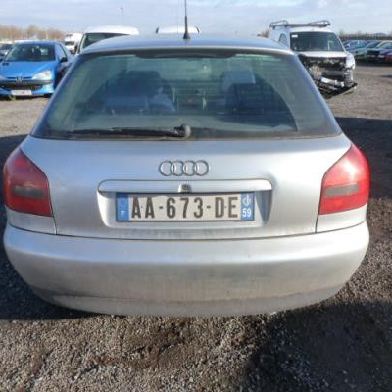 Face avant AUDI A3 1 Photo n°4