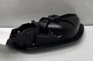 Poignee interieur arriere droit RENAULT MEGANE 4