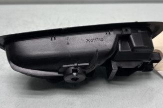 Poignee interieur avant gauche RENAULT MEGANE 4