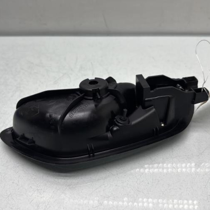 Poignee interieur avant gauche RENAULT MEGANE 4 Photo n°3