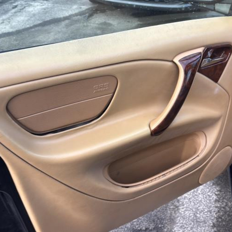 Plage arriere MERCEDES CLASSE M 163 Photo n°18