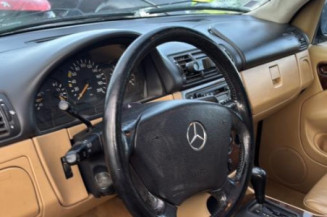 Plage arriere MERCEDES CLASSE M 163