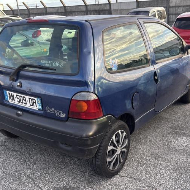 Feu arriere stop central RENAULT TWINGO 1 Photo n°4